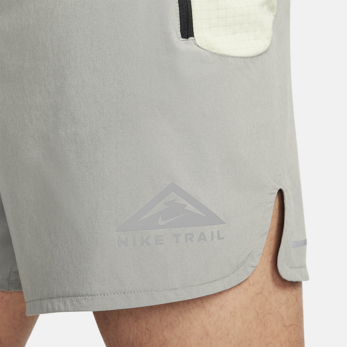 Nike Dri-FIT Second Sunrise 7in Pantaloncini Dark Stucco/Olive Aura/Summit White