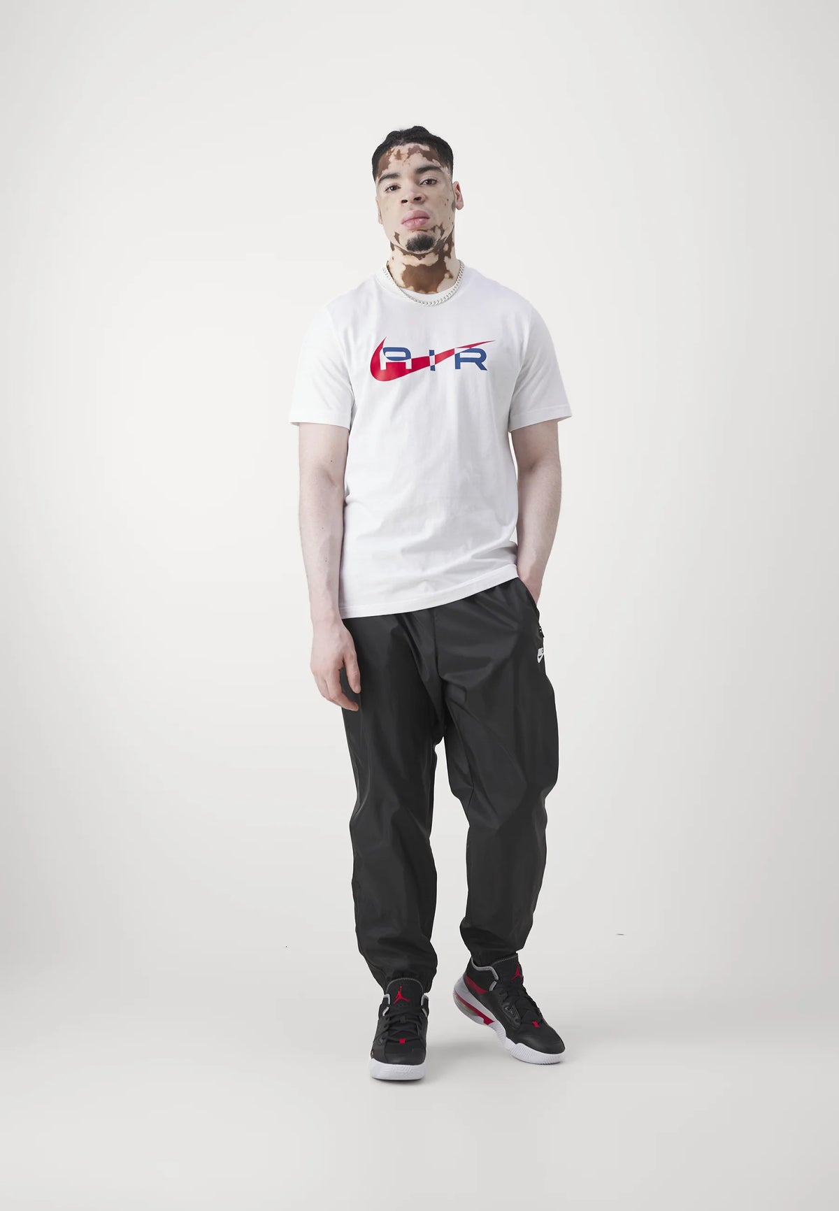 Nike Sportswear AIR GRAPHIC TEE - T-shirt con stampa