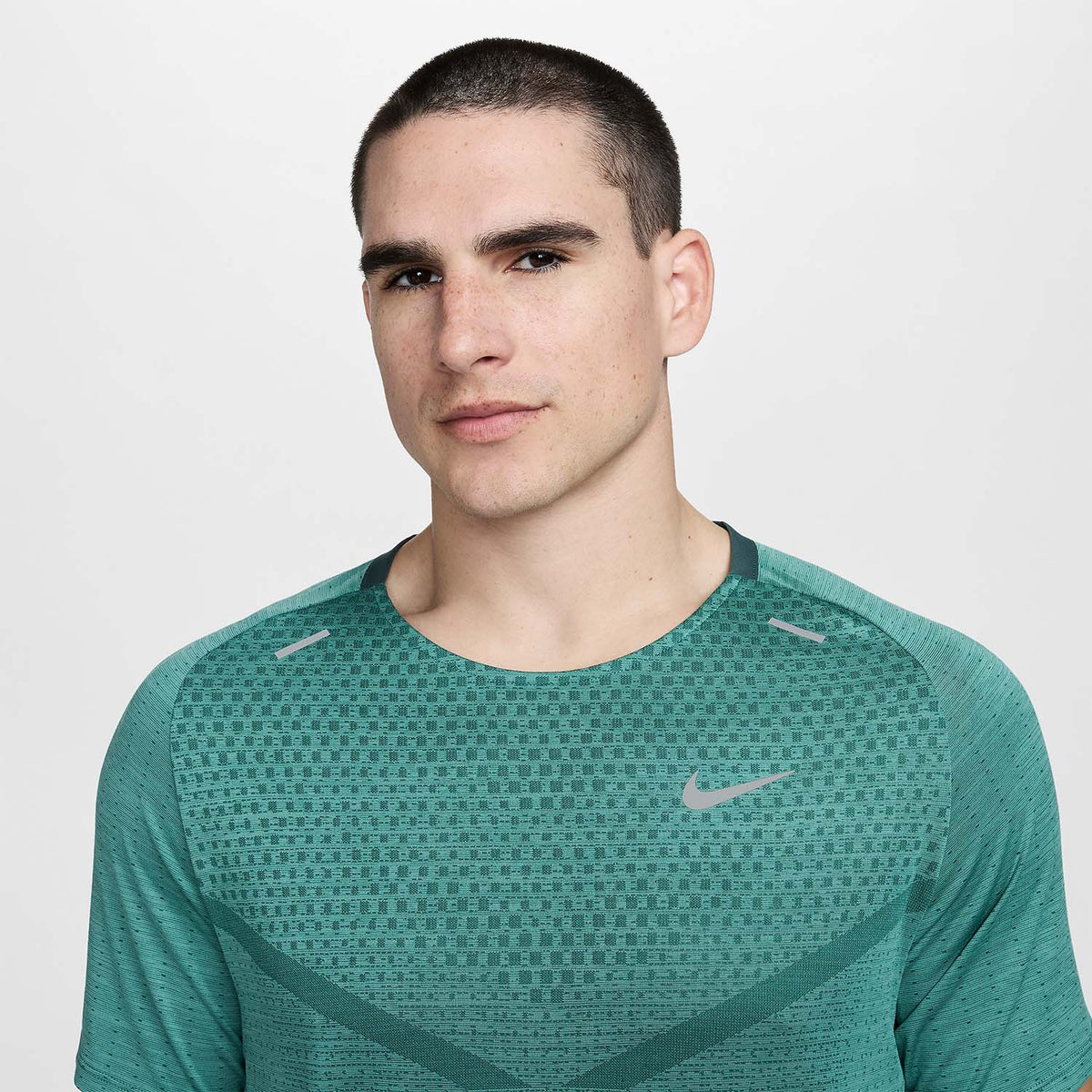 Nike Dri-FIT ADV Techknit Ultra Maglietta Vintage Green/Bicoastal/Reflective Silver