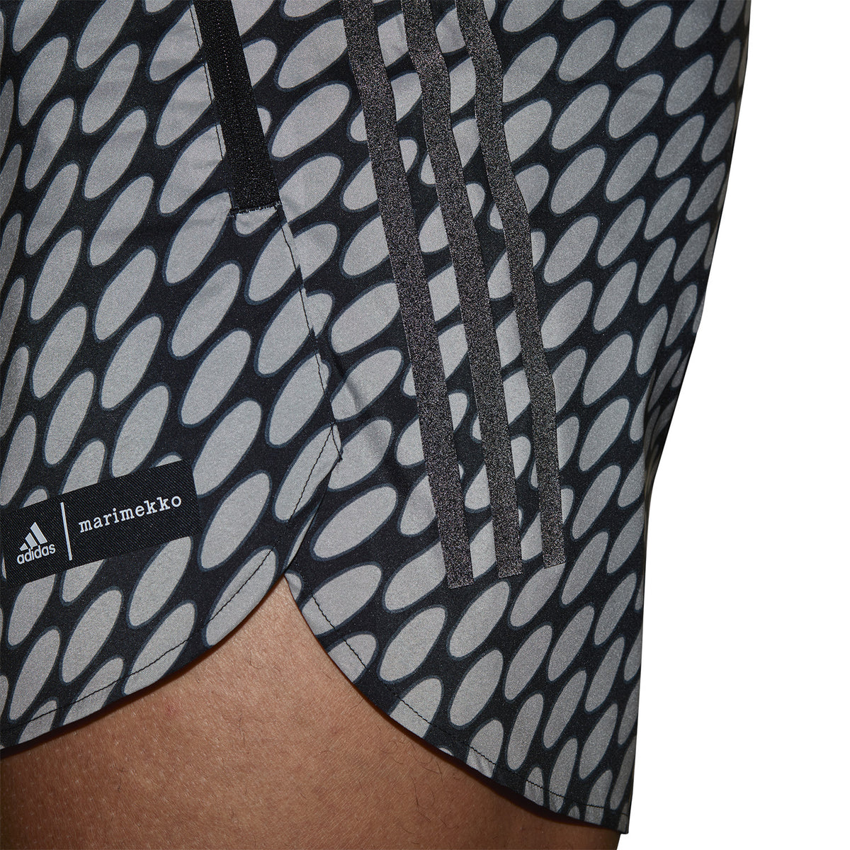 adidas x Marimekko Marathon 5in Pantaloncini Light Brown/Black/Grey Six