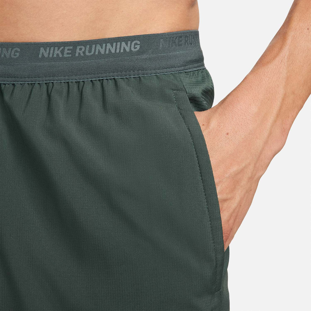 Nike Dri-FIT Stride 2 in 1 7in Pantaloncini Vintage Green/Bicoastal/Reflective Silver